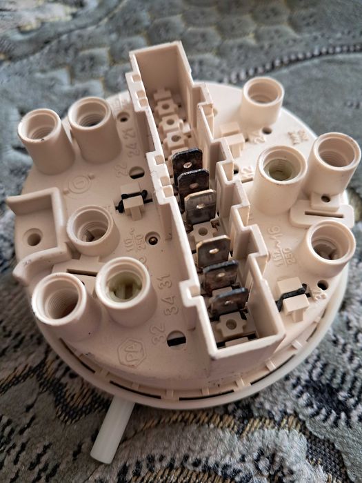 Прессостат (датчик давления) для стиральной машины