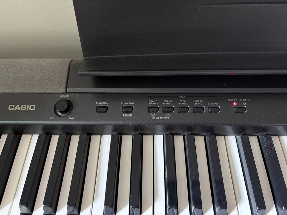 Casio CDP-100 – pianino cyfrowe 88 klawiszy + stojak i pedał
