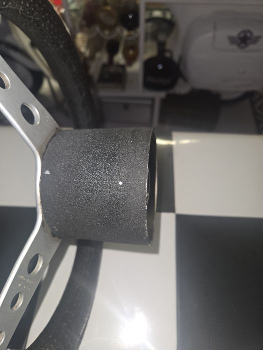 Volante MOMO GT com cubo