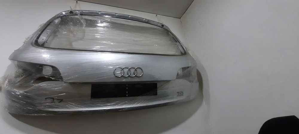 Ляда крышка багажника ауди q7 4l