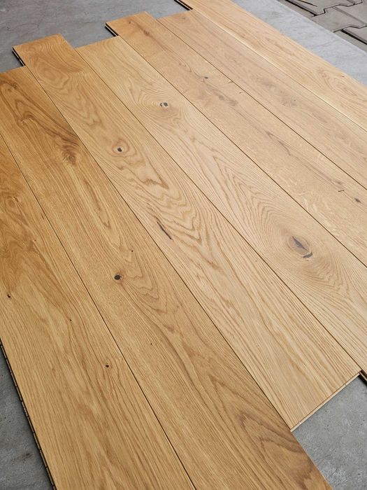 Podłoga dębowa faza szczotka olejowosk 11x150x1200 (280 m2)