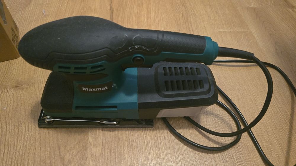 Lixadora Vibratória 260W usada apenas 1 vez