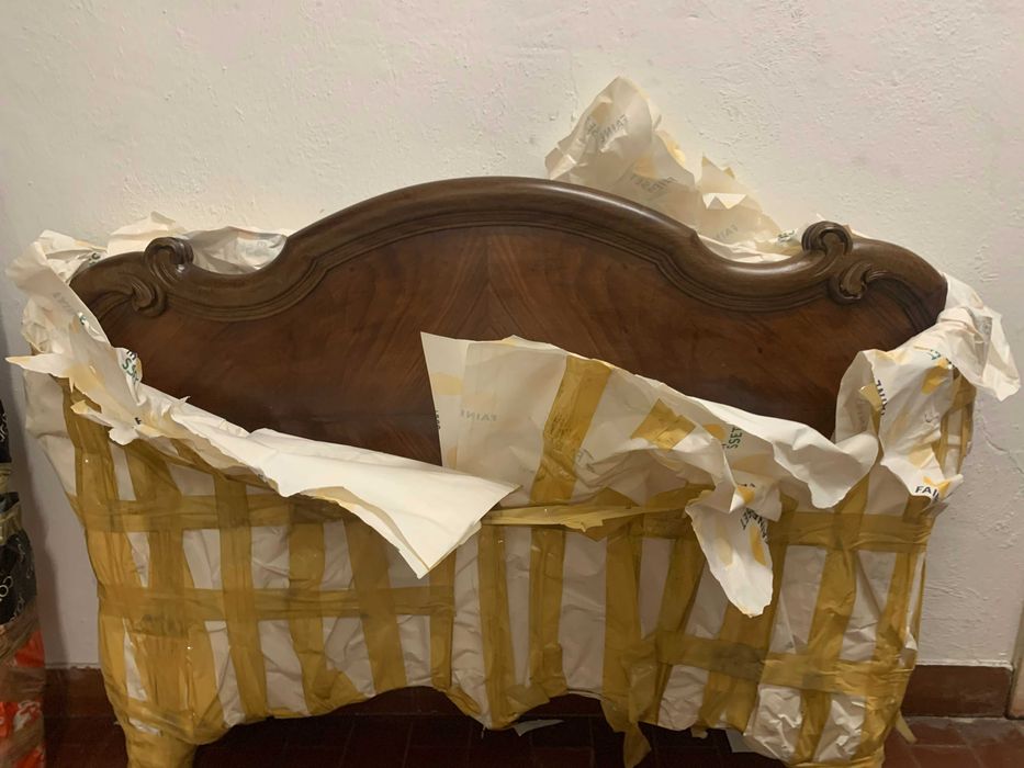 Cama solteiro, antiga, estilo Rococó