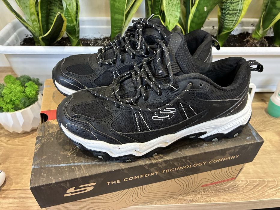 Кросівки Skechers жіночі 37 розмір