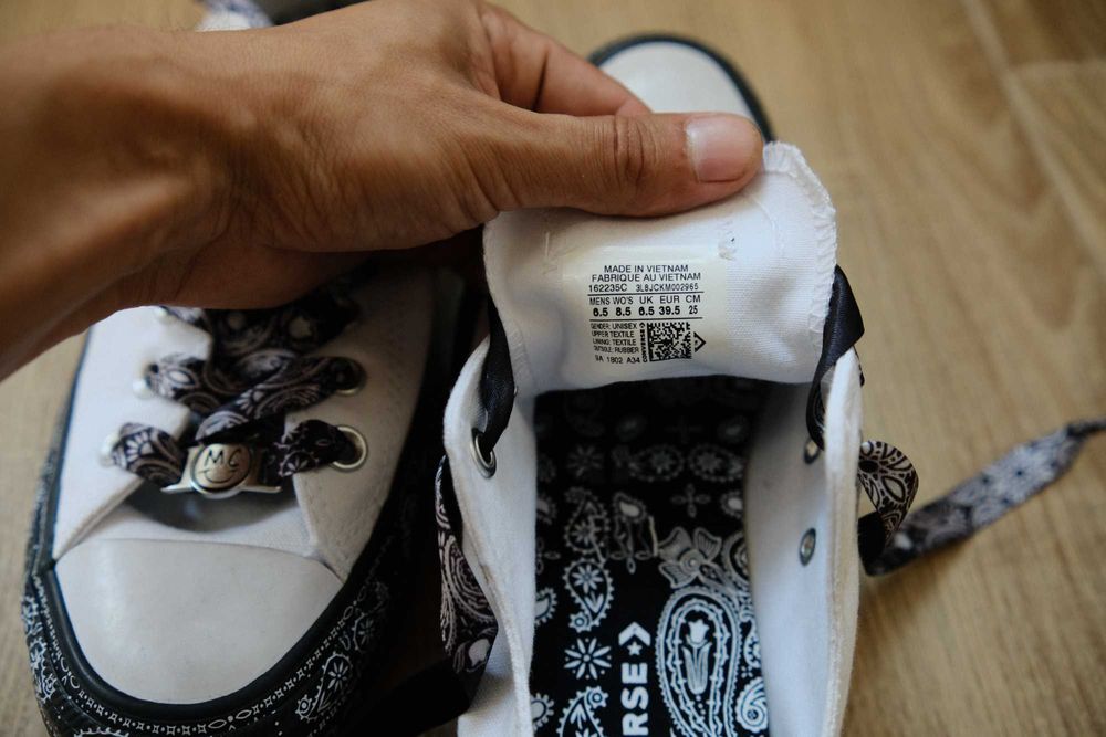 Converse Нові продам