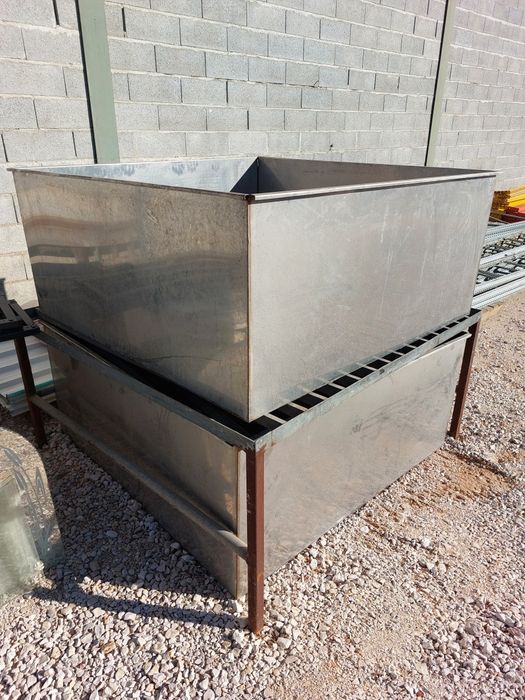 Bacias para retenção de líquidos