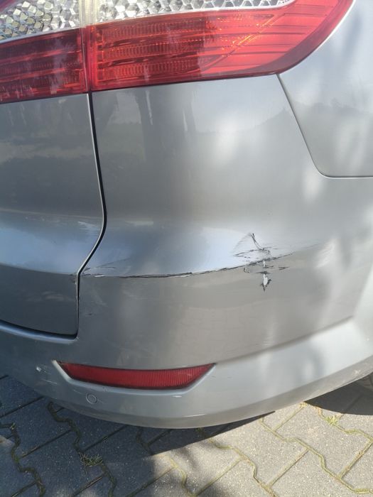 Ford Mondeo Mk4 2.0 TDCi GHIA – 2007r. Uszkodzony
