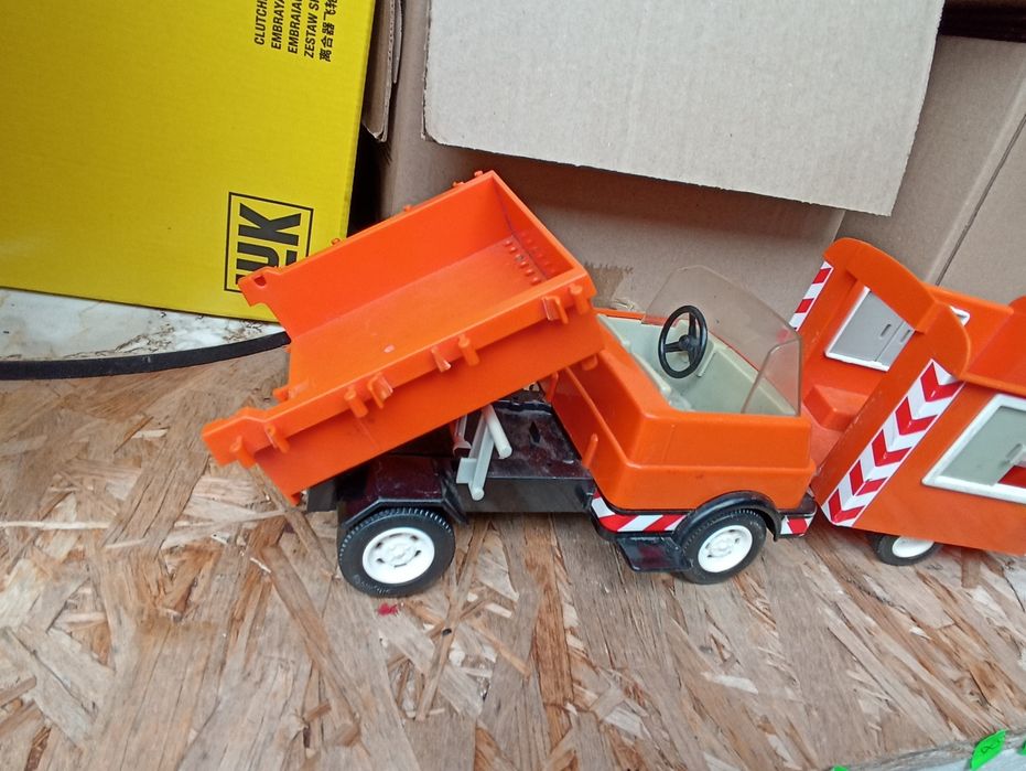 Stara zabawka Samochód ciężarowy Playmobil z przyczepą
