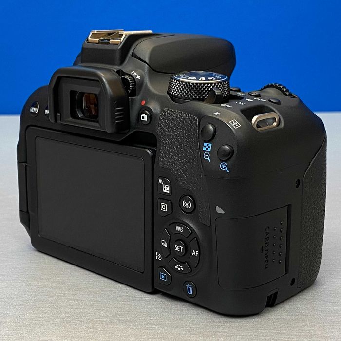 Canon EOS 800D (Corpo) - 24.2MP