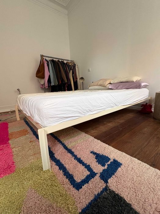Cama HAY Connect - 140x200 - Alabaster - 679