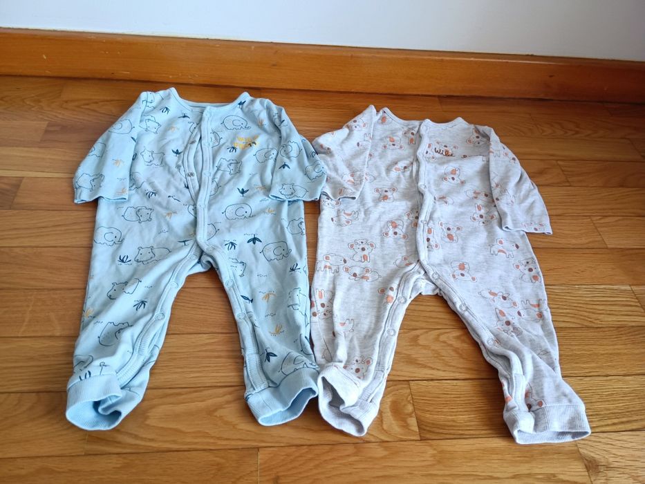 Lote de 20 peças de roupa de menino (9-12) verão com oferta de mochila