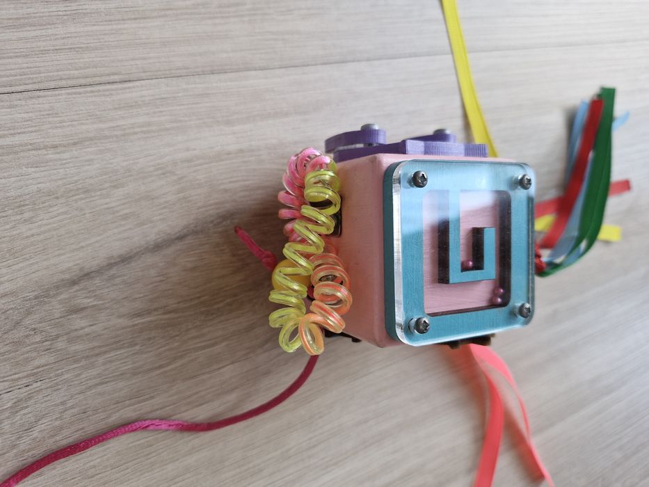 Бізікуб-міні дитячий