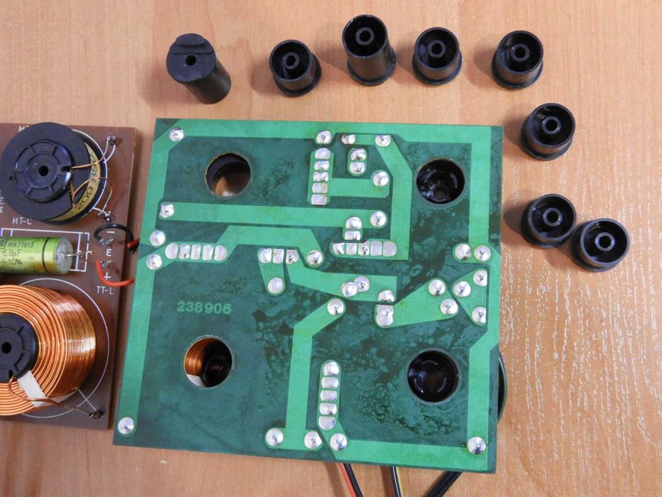 Potężne zwrotnice głośnikowe Dual 3 drożne