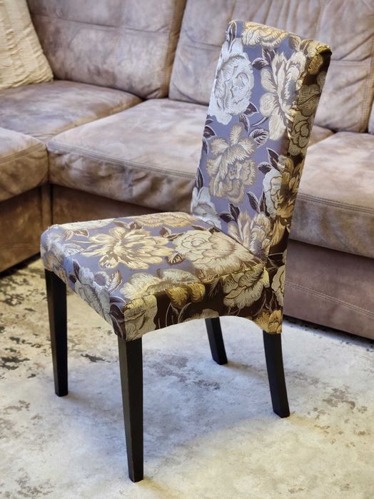 Стілець у вітальню крісло на кухню