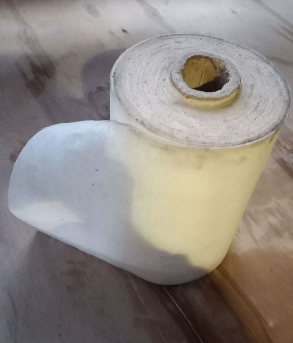 Флизелин белый простой (не клеевой)