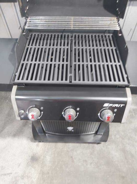 Grill gazowy Weber Spirit E320