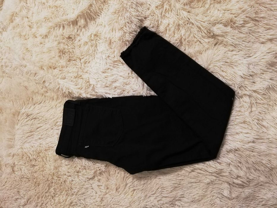 spodnie jeansy czarne Levis S 36 spodnie Levis W29 L34 czarne