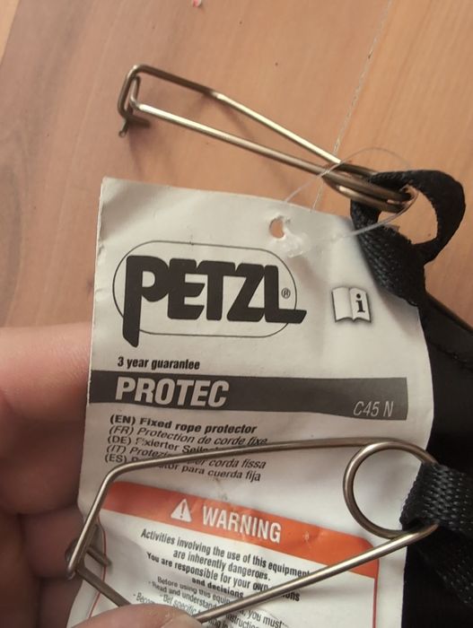 Безпека, страховка на висоті petzl