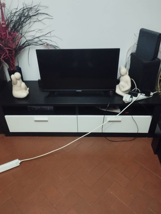 Mobília de sala preta