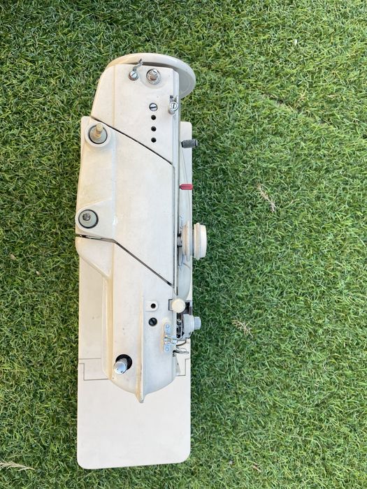 Máquina Singer modelo 431 G (apenas coleção)