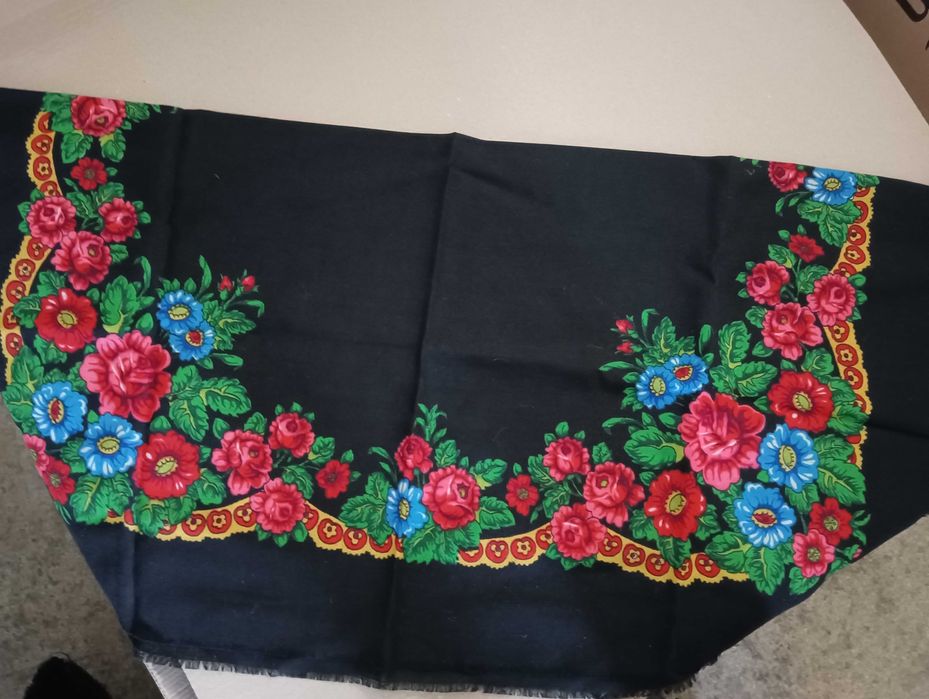 Хустки старинні нові