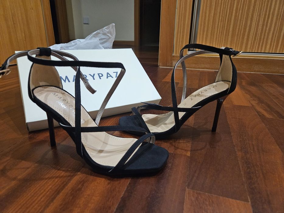 Vendo sandálias Marypaz