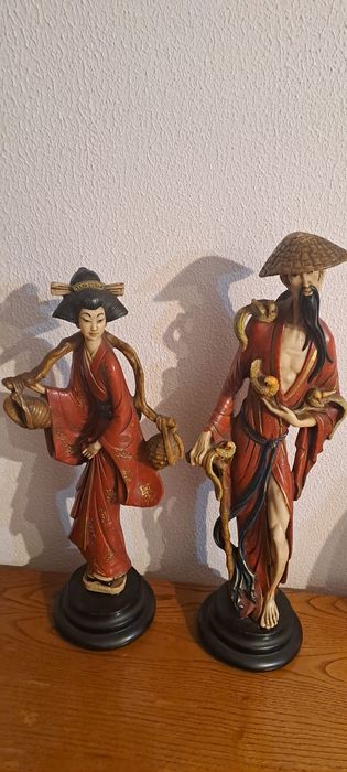 Peças em marfinite