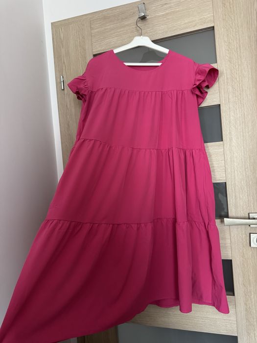 Urocza różowa rozkloszowana sukienka  trapez XXL / 2XL / 44