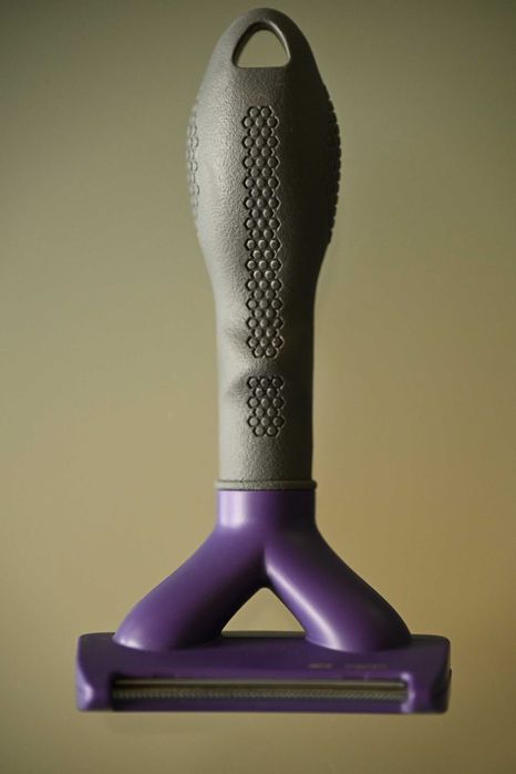 Pente para gatos - FURminator deShedding para Gatos — Como Nova