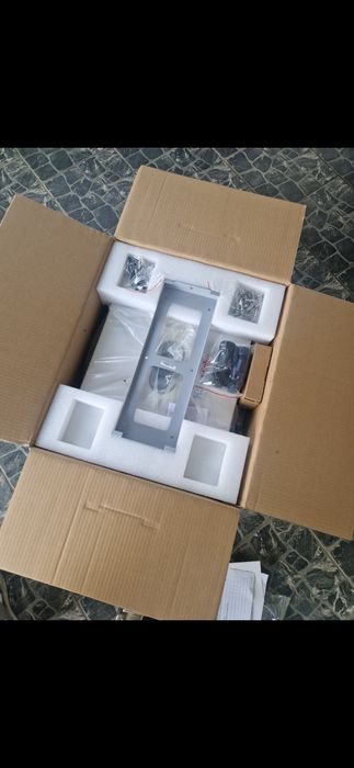 Інвертор та акумулятори AGM