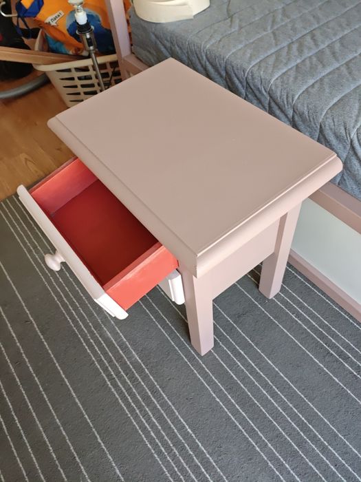 Conjunto quarto - tocador com cadeira + mesa de cabeceira