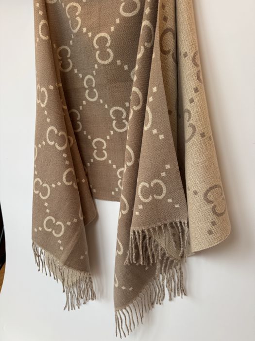 Кашеміровий палантин