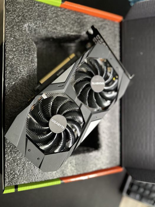 Відеокарта GTX 1660 Super 6GB Gigabyte