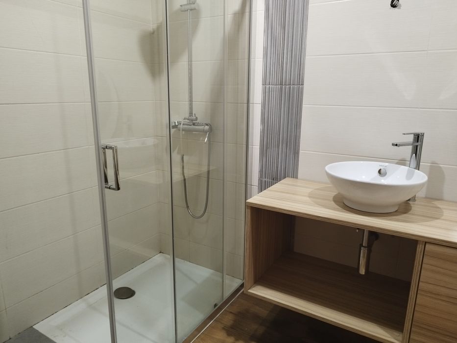 Quarto com suíte para alugar