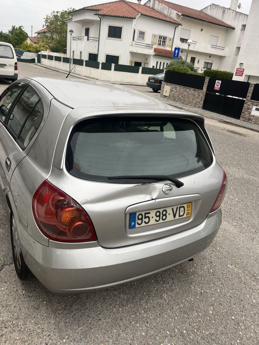 Nissan Almera N16 Gasolina