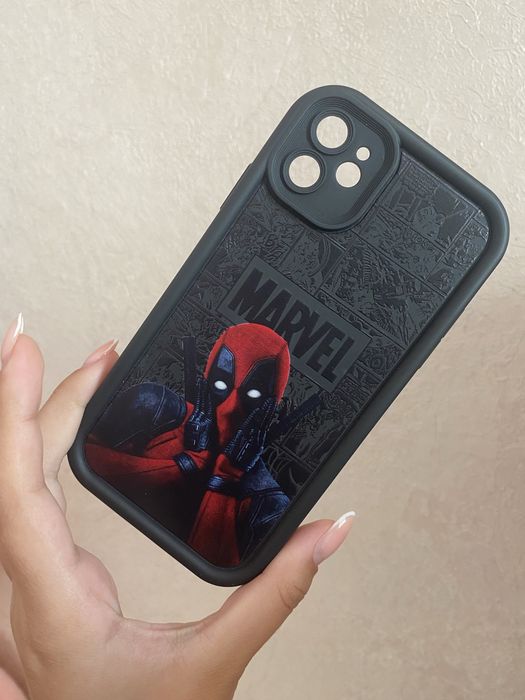 Чохли на iPhone 11