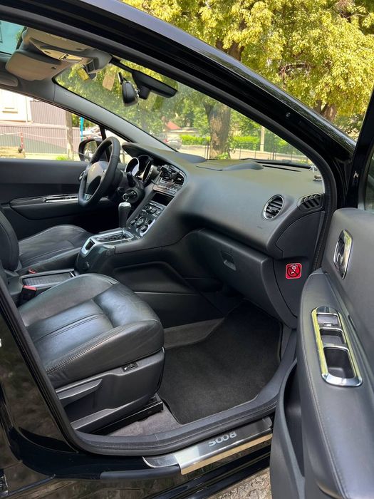Продам Peugeot 5008 1.6 THP АВТОМАТ