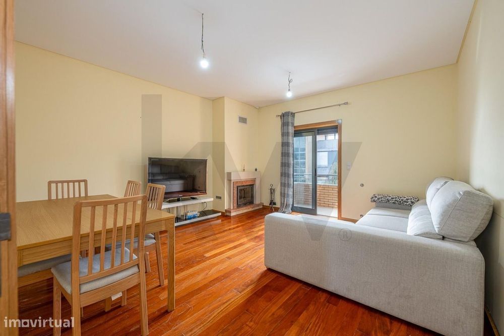 Apartamento T3 com rooftop com vista mar e garagem fechada | Vila Prai