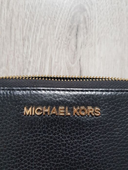 Portfel Michael Kors z uchwytem do ręki