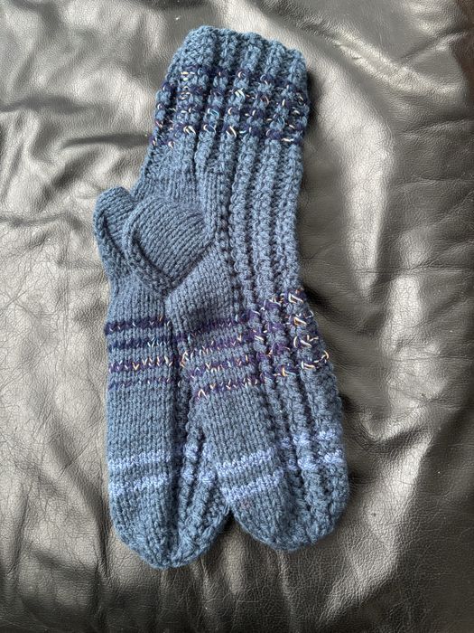 Skarpety ręcznie dziane.