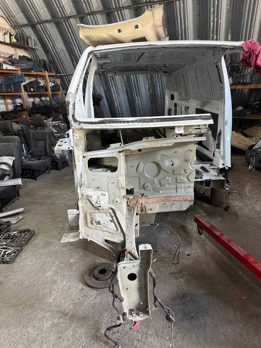 Четверть передня права OPEL VIVARO C III ZAFIRA IIII TOYOTA PROACE II розборка