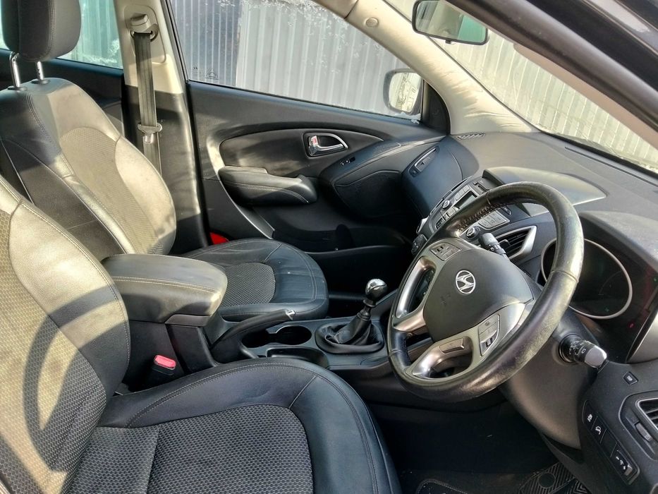 Розборка Шрот Hyundai ix35 Розборка запчастини Хендай ix35