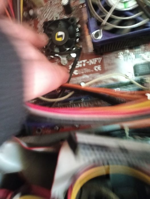 Sprzedam. Zlom. Komputerowy