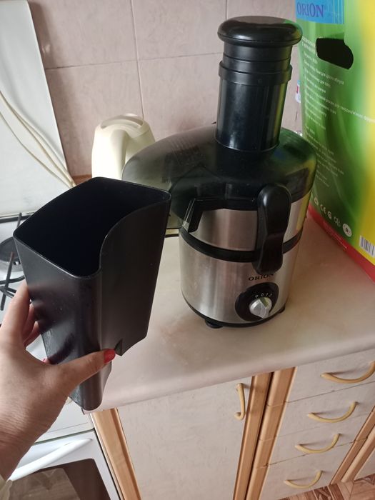 Соковитискачка ,соковижималка