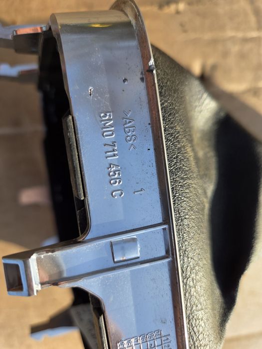 Mieszek galka vw golf 5 plus