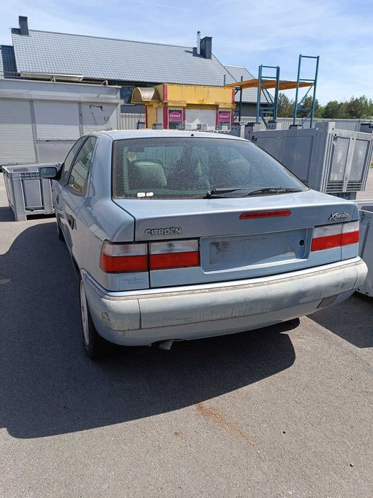 Citroen Xantia II 1.8 benzyna niski przebieg - NA CZĘŚCI