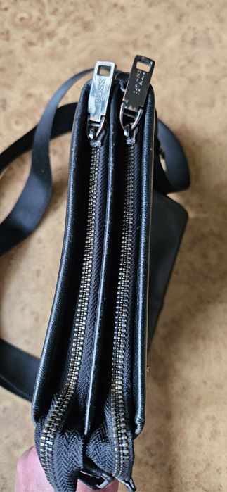 Сумка шкіряна через плече Hugo Boss