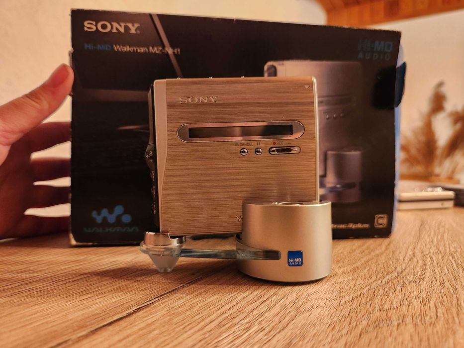 Sony Hi-MD Walkman MZ-NH1 - Kompletny Zestaw Kolekcjonerski BOX