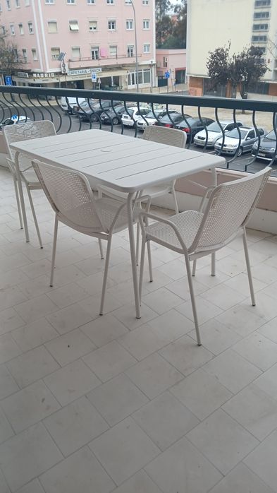 Mesa jardim   e cadeiras nova