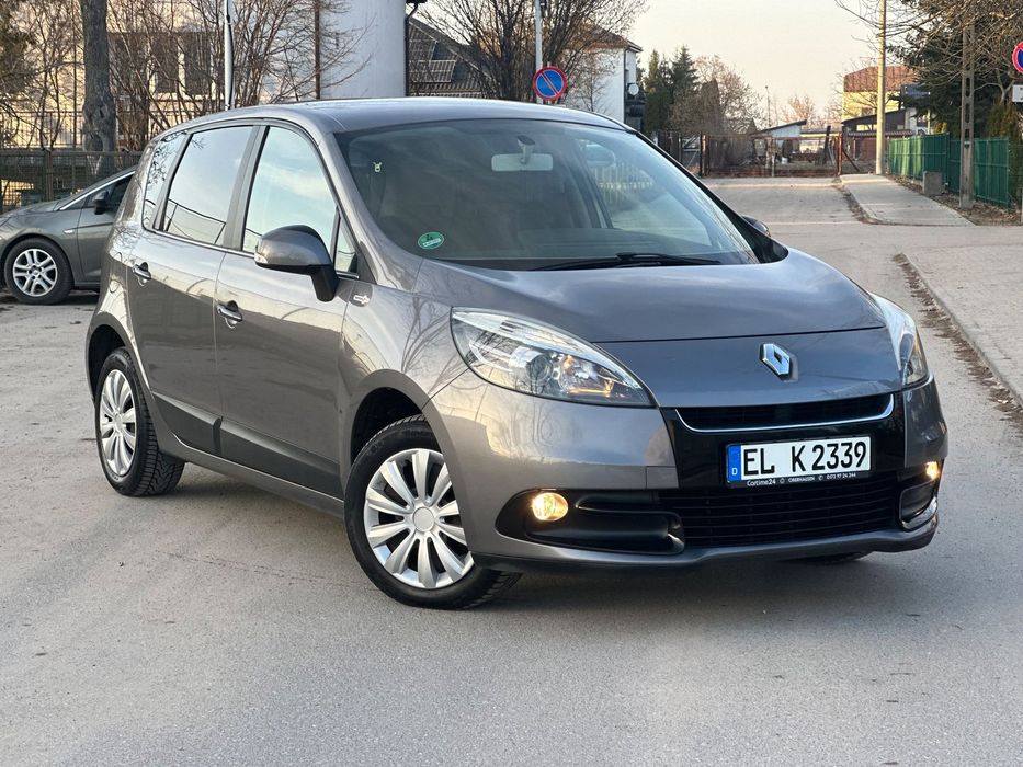 Renault Scenic LIFT 1.6i 110 KM 130.000 Tys Km Nawigacja z Niemiec!